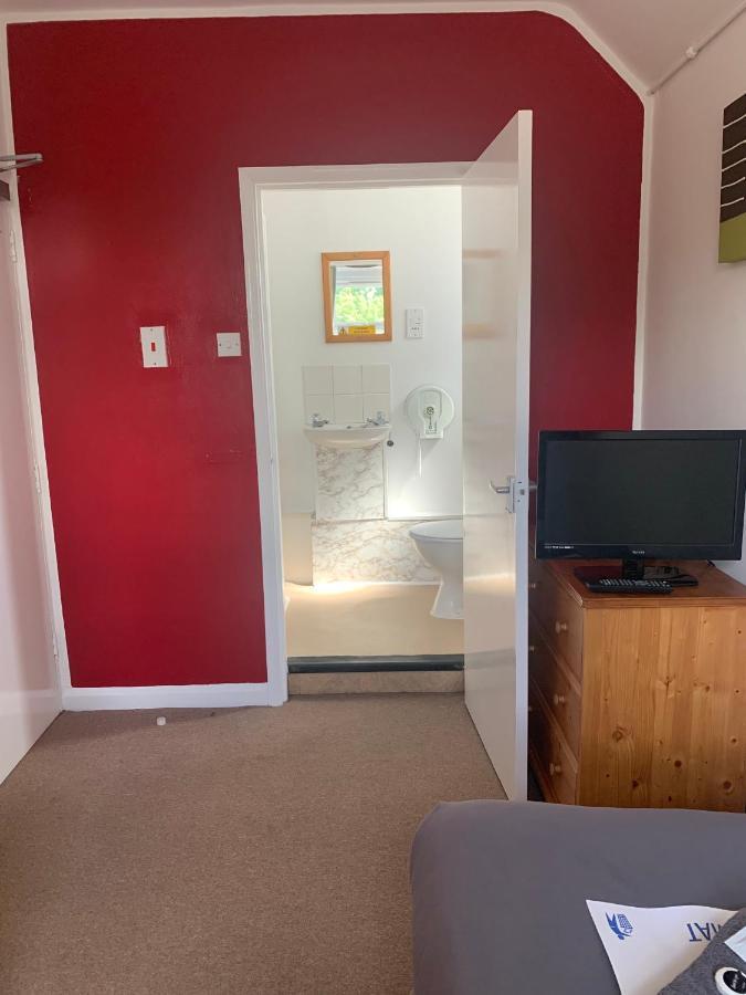 Park Inn Hotel Folkestone Bagian luar foto