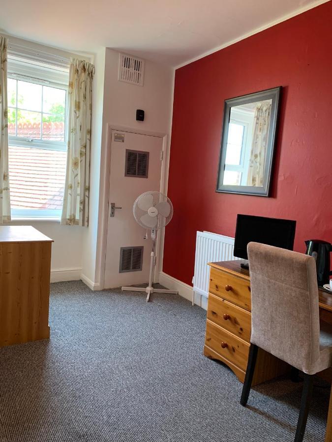 Park Inn Hotel Folkestone Bagian luar foto