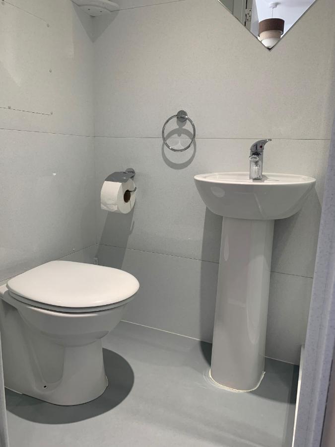 Park Inn Hotel Folkestone Bagian luar foto
