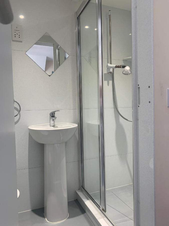 Park Inn Hotel Folkestone Bagian luar foto