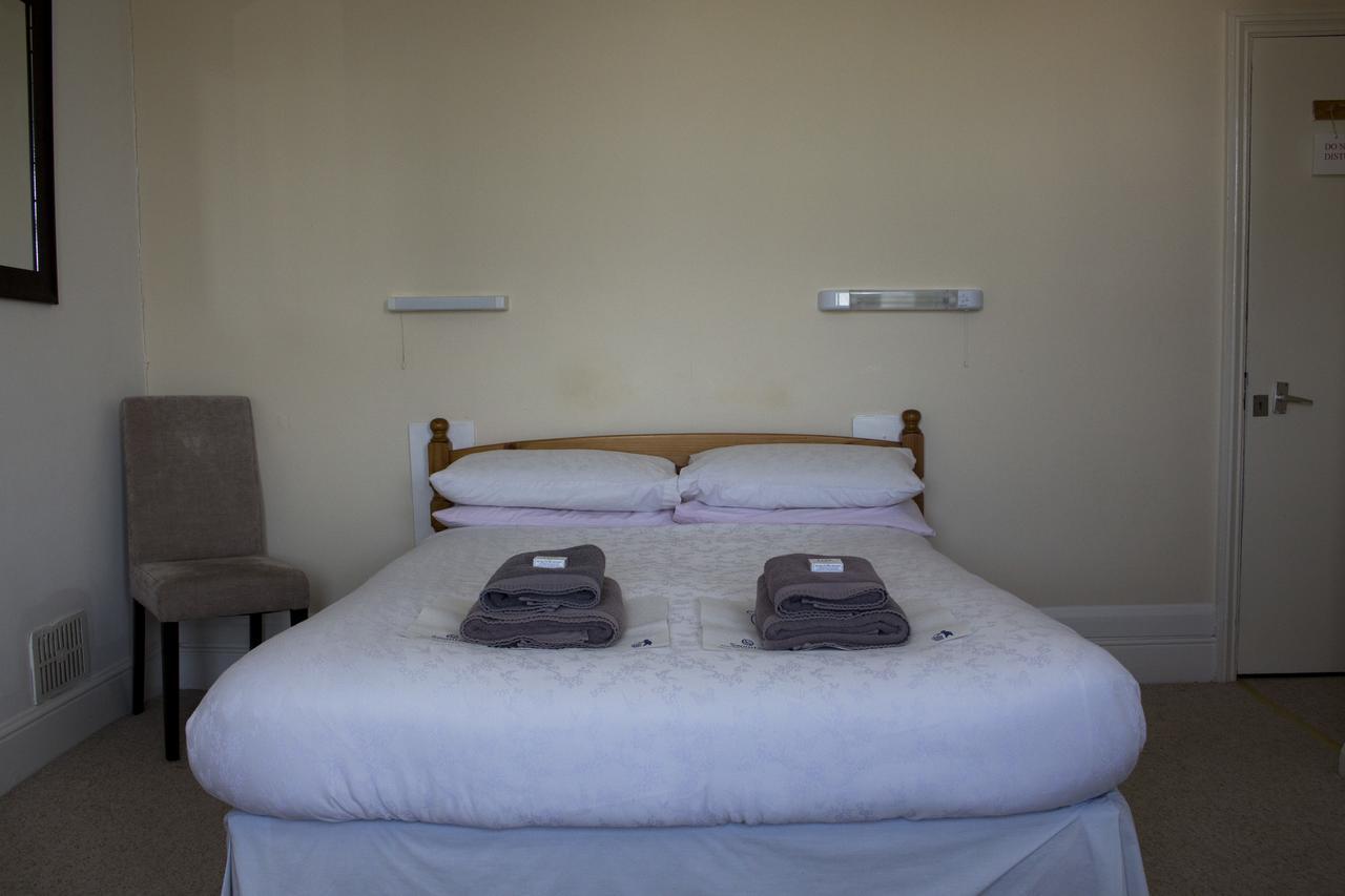 Park Inn Hotel Folkestone Bagian luar foto
