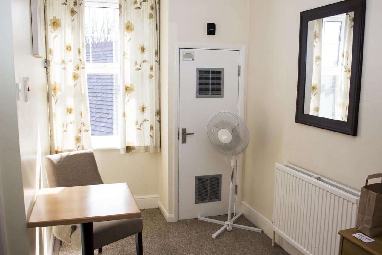 Park Inn Hotel Folkestone Bagian luar foto